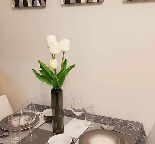 1br - 17th Fr Mountain-view At Sundance Residences